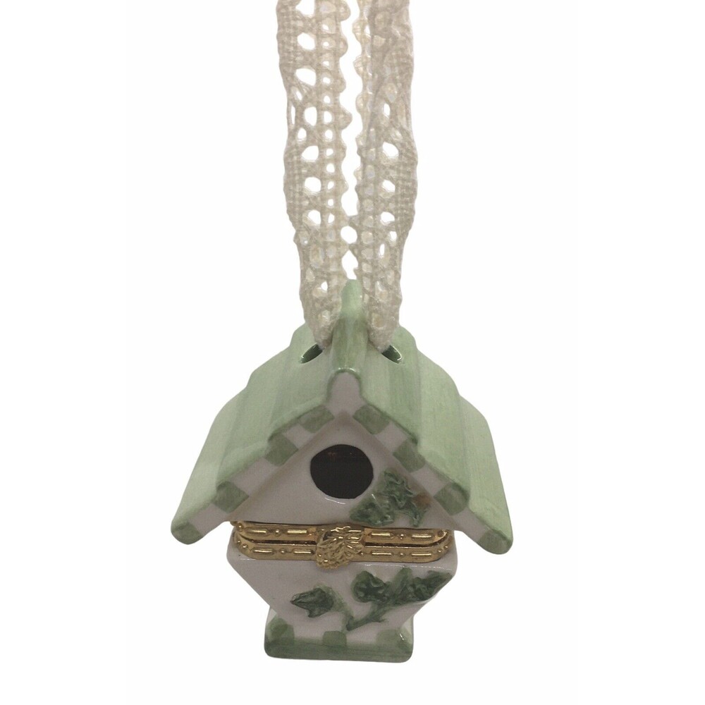 Vintage Birdhouse Hinged Jewelry/Trinket/Gift‎ Box Ornament Butterfly Cottage - Picture 2 of 12